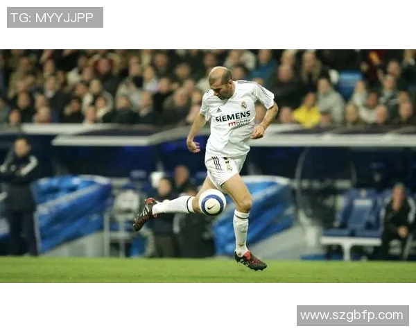 足球巨星的独门绝技揭秘与技巧分析 足球巨星的独门绝技揭秘与技巧分析